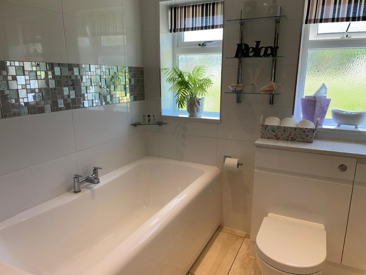 בקפסטלי Westerley Country B & B With Exclusive Guest Lounge מראה חיצוני תמונה